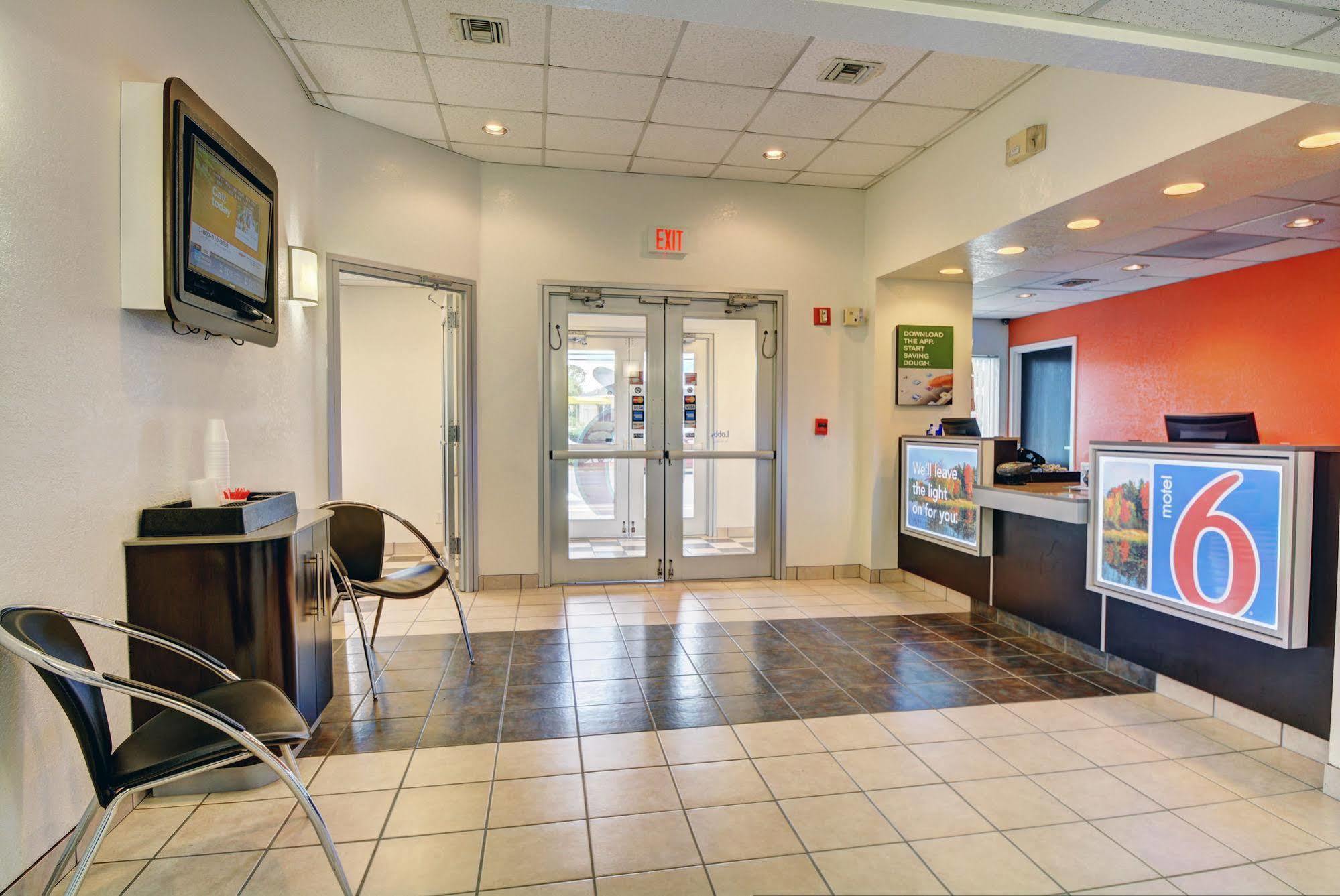 Motel 6-Seekonk, Ma - Providence East Екстериор снимка
